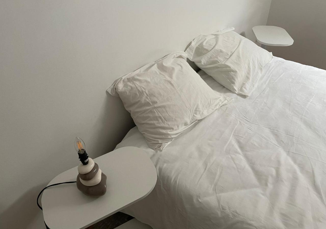 Le Wolf - 1 Chambre Privee Dans Un Appartement - 5Mn Tram Du Centre Ville - 15Mn Tram Gare Tgv Mulhouse - Wifi - Parking Mülhausen Exterior foto